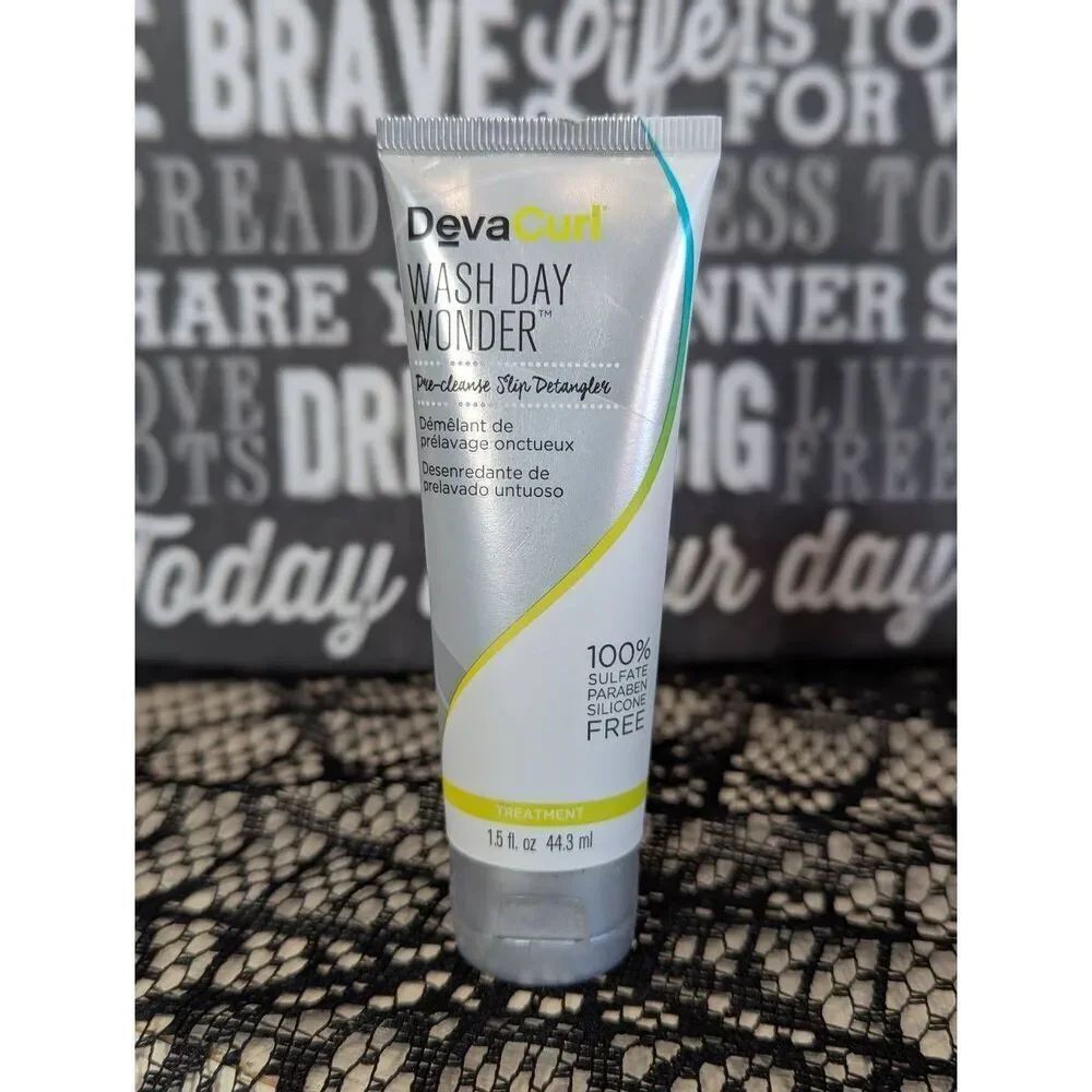5/25 DevaCurl Wash Day Wonder Pre-cleanse Slip Detangler Mini